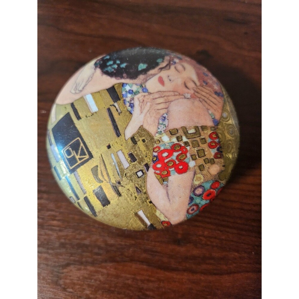 Goebel Artis Orbis "Gustav Klimt The Kiss" Round porcelain Trinket Box